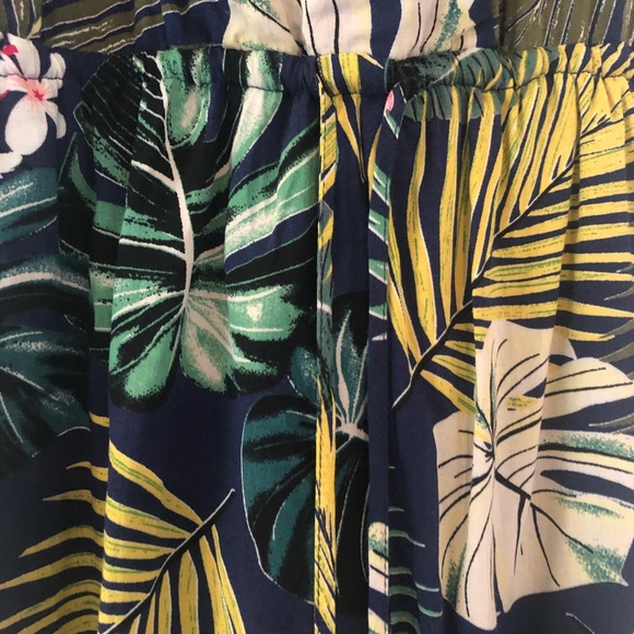 Romper - Picture 3 of 4